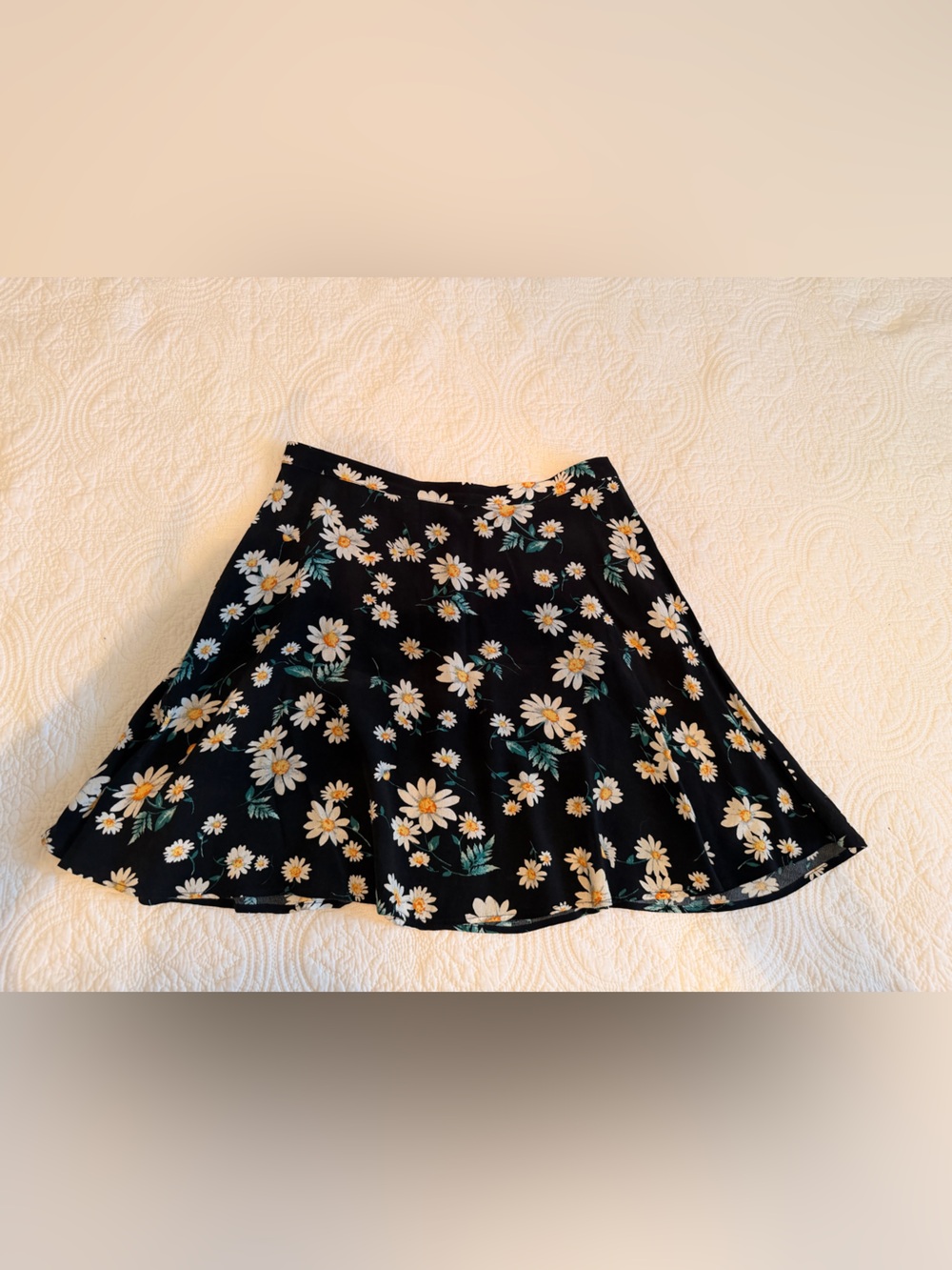 Forever 21 high wasted black daisy circle skirt